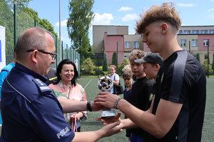 Turniej piłki nożnej o puchar Komendanta Komisariatu Policji w Ogrodzieńcu