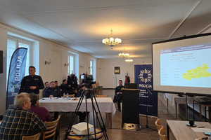 Debata społeczna w Porębie.