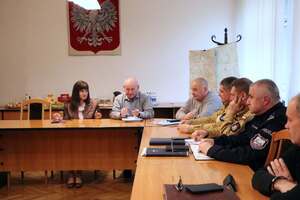 Spotkanie przedstawicieli służb i samorządów.